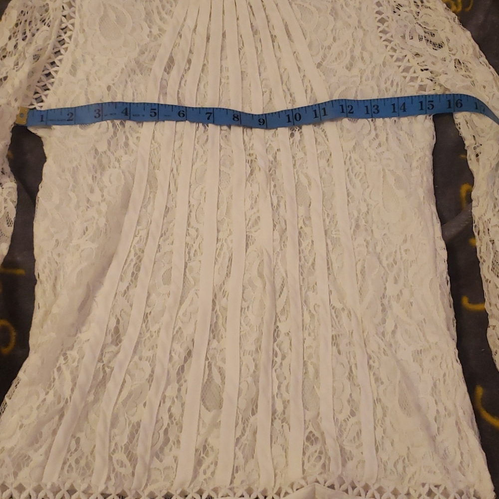 White lace mock neck top small - Picture 3 of 6
